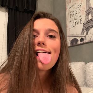 Meet your Posher, Jenna